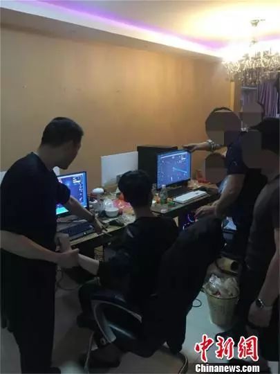 吃鸡辅助卡盟