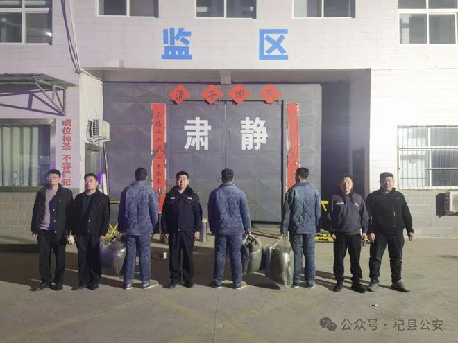 三角洲行动外挂